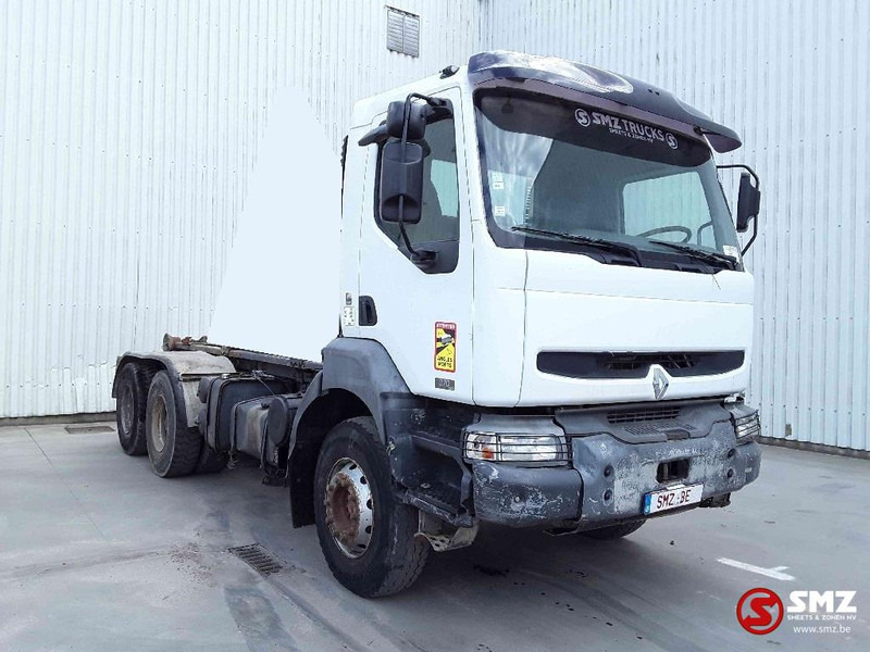 Renault Kerax 370 steel lames - Kabiinišassiiga veoauto: pilt 1 Renault Kerax 370 steel lames - Kabiinišassiiga veoauto: pilt 1