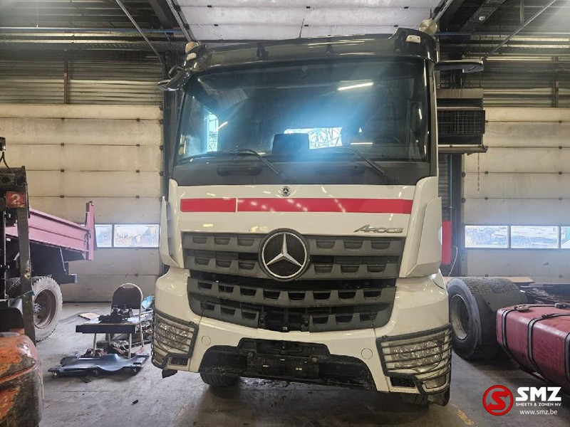 Mercedes-Benz Arocs 2048 ACCIDENT retarder mirrorcam - Sadulveok: pilt 2 Mercedes-Benz Arocs 2048 ACCIDENT retarder mirrorcam - Sadulveok: pilt 2