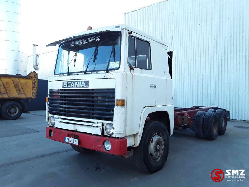 Scania 111 6x2 super lames - Kabiinišassiiga veoauto: pilt 3 Scania 111 6x2 super lames - Kabiinišassiiga veoauto: pilt 3