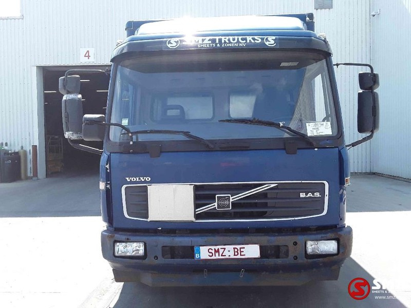 Volvo FL 220 - Kasti veoauto: pilt 2 Volvo FL 220 - Kasti veoauto: pilt 2