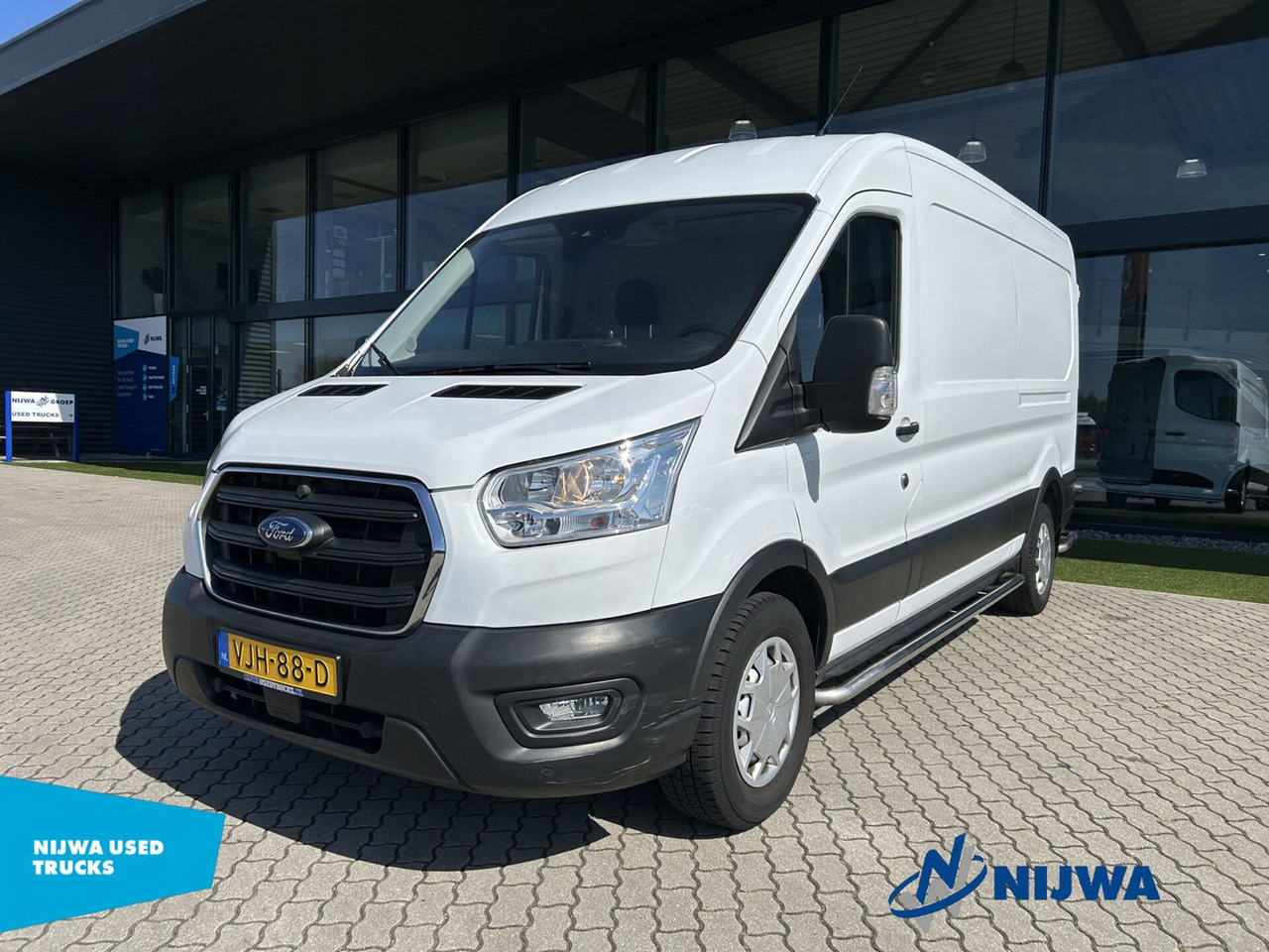 Ford Transit 130 L3H2 Automaat + Achteruitrijcamera - Kaubik: pilt 1 Ford Transit 130 L3H2 Automaat + Achteruitrijcamera - Kaubik: pilt 1