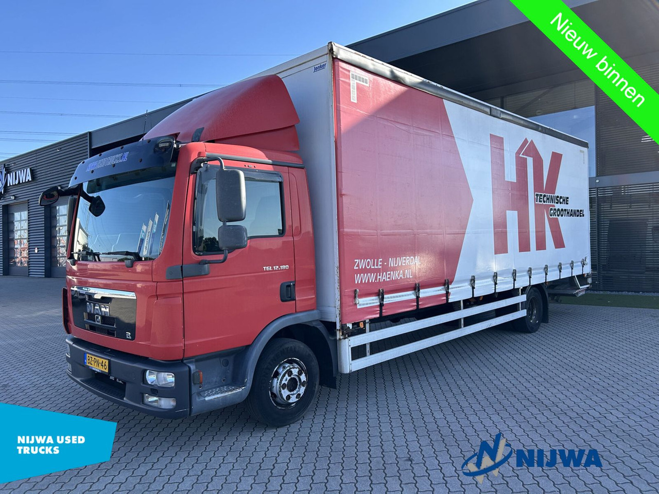 MAN TGL 12.180 4X2 Roldeur + Laaklep - Tent veoauto: pilt 1 MAN TGL 12.180 4X2 Roldeur + Laaklep - Tent veoauto: pilt 1
