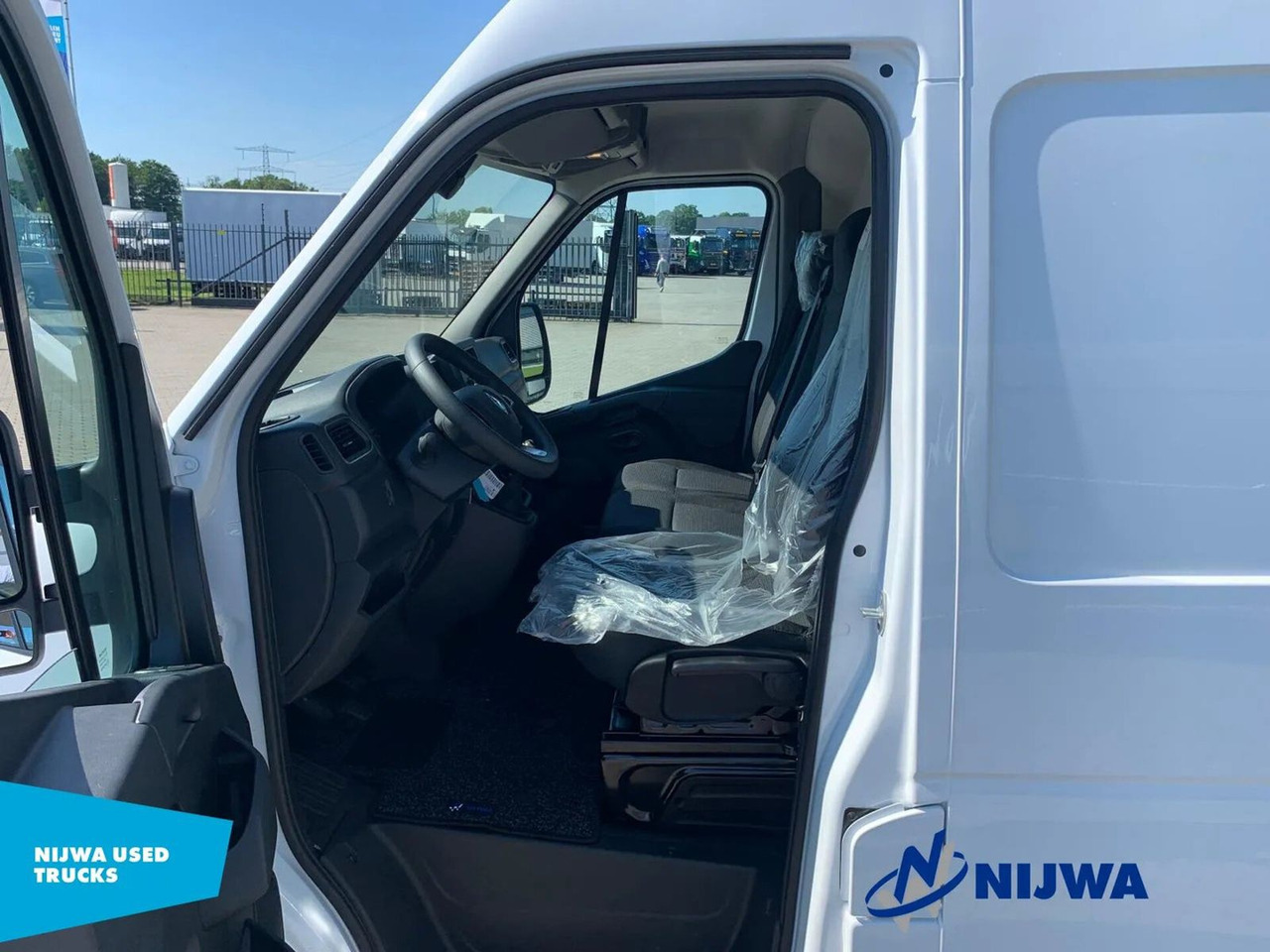 Kaubik Renault Master T35 135 L2H2 Bluetooth + Airco Kasten: pilt 7