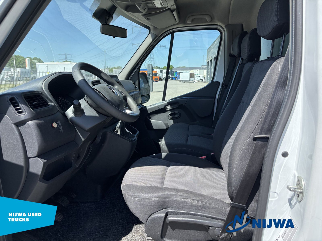 Renault Master T35 145 Laadklep + Airco - Kabiinišassiiga veoauto: pilt 5 Renault Master T35 145 Laadklep + Airco - Kabiinišassiiga veoauto: pilt 5