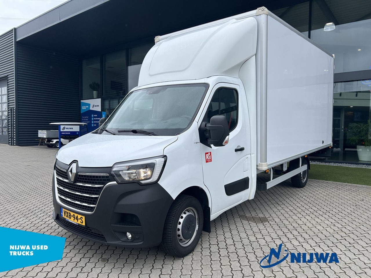 Renault Master T35 165 Navigatie + Achteruitrijcamera - Kabiinišassiiga veoauto: pilt 1 Renault Master T35 165 Navigatie + Achteruitrijcamera - Kabiinišassiiga veoauto: pilt 1