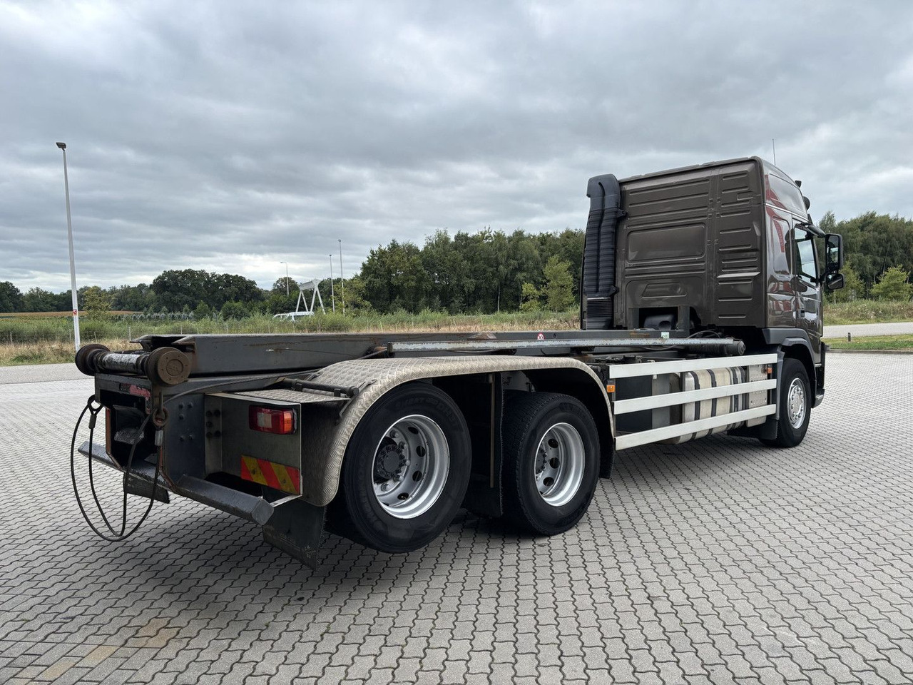 Volvo FM 420 6X2 NCH Kabelsysteem + A-Ride - Konkstõstukiga veoauto: pilt 3 Volvo FM 420 6X2 NCH Kabelsysteem + A-Ride - Konkstõstukiga veoauto: pilt 3