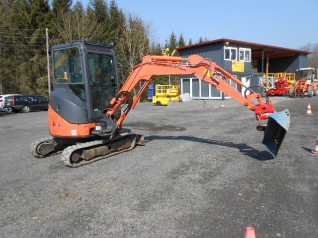 Hitachi ZX22U-2CLR , Powertilt - Miniekskavaator: pilt 3 Hitachi ZX22U-2CLR , Powertilt - Miniekskavaator: pilt 3