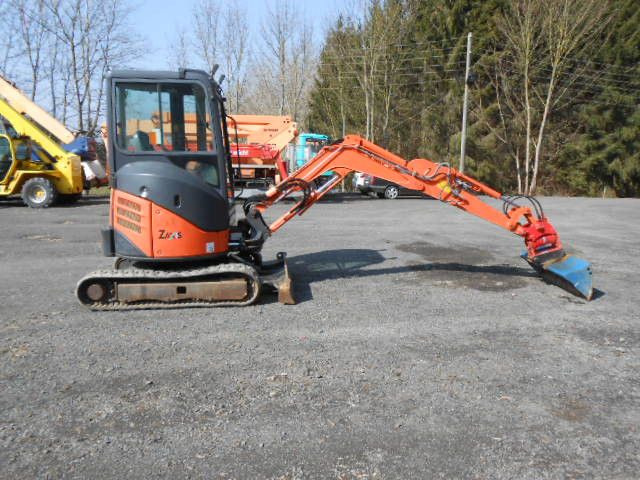 Hitachi ZX22U-2CLR , Powertilt - Miniekskavaator: pilt 5 Hitachi ZX22U-2CLR , Powertilt - Miniekskavaator: pilt 5