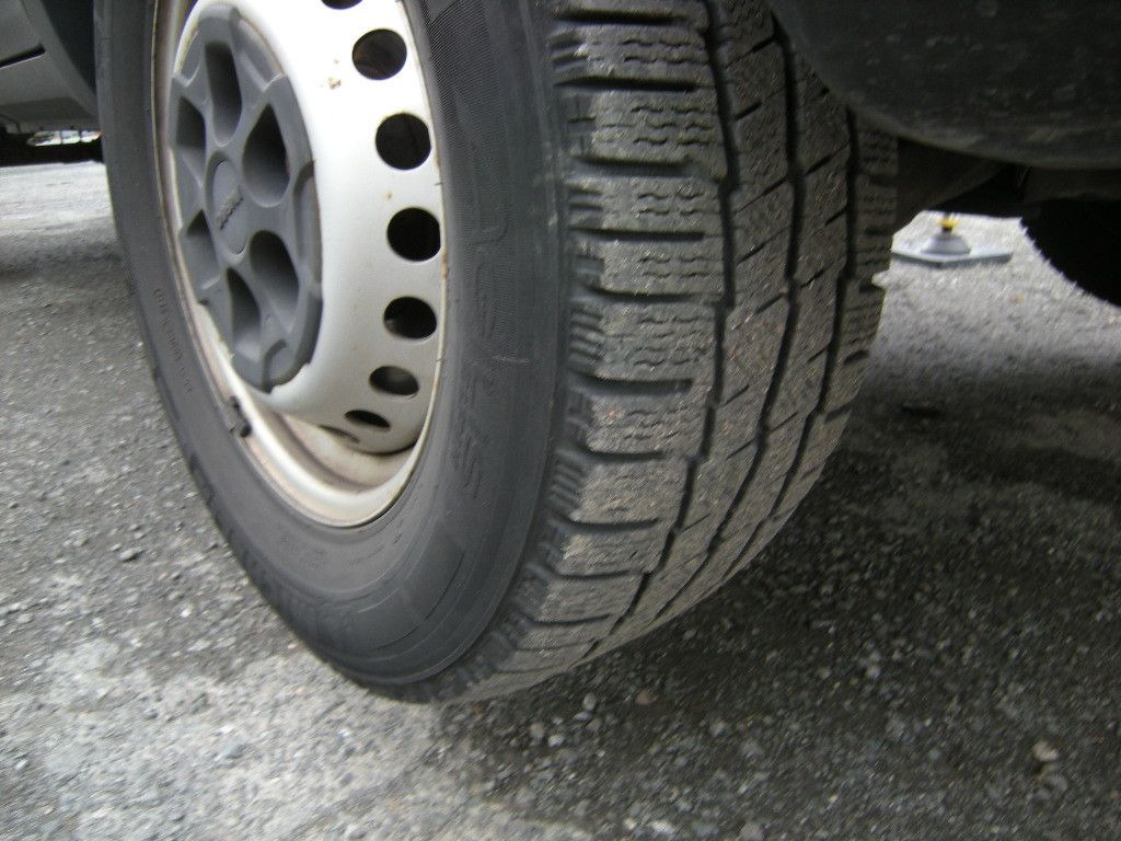 Iveco Daily mit Multitel MT204 - Veoautolt tõusev platvorm: pilt 4 Iveco Daily mit Multitel MT204 - Veoautolt tõusev platvorm: pilt 4