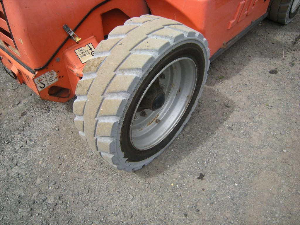 Veoautolt tõusev platvorm JLG M450 AJ Gelenkteleskoparbeitsbühne 16 m: pilt 10 Veoautolt tõusev platvorm JLG M450 AJ Gelenkteleskoparbeitsbühne 16 m: pilt 10