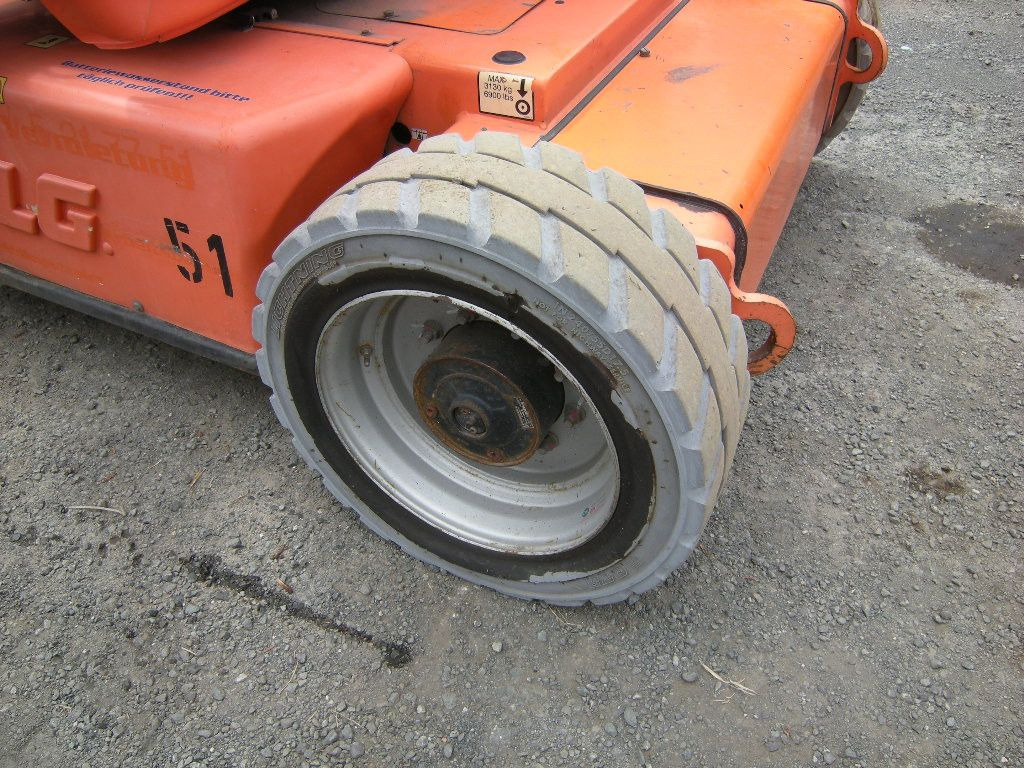 Veoautolt tõusev platvorm JLG M450 AJ Gelenkteleskoparbeitsbühne 16 m: pilt 9 Veoautolt tõusev platvorm JLG M450 AJ Gelenkteleskoparbeitsbühne 16 m: pilt 9