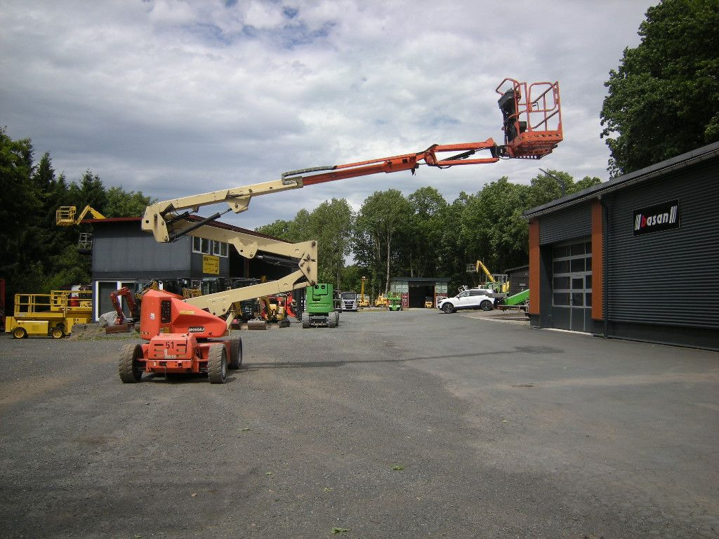 Veoautolt tõusev platvorm JLG M450 AJ Gelenkteleskoparbeitsbühne 16 m: pilt 6 Veoautolt tõusev platvorm JLG M450 AJ Gelenkteleskoparbeitsbühne 16 m: pilt 6