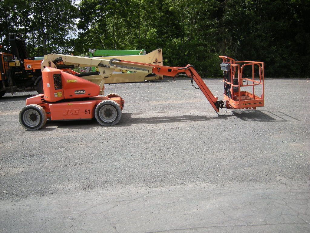 Veoautolt tõusev platvorm JLG M450 AJ Gelenkteleskoparbeitsbühne 16 m: pilt 25 Veoautolt tõusev platvorm JLG M450 AJ Gelenkteleskoparbeitsbühne 16 m: pilt 25