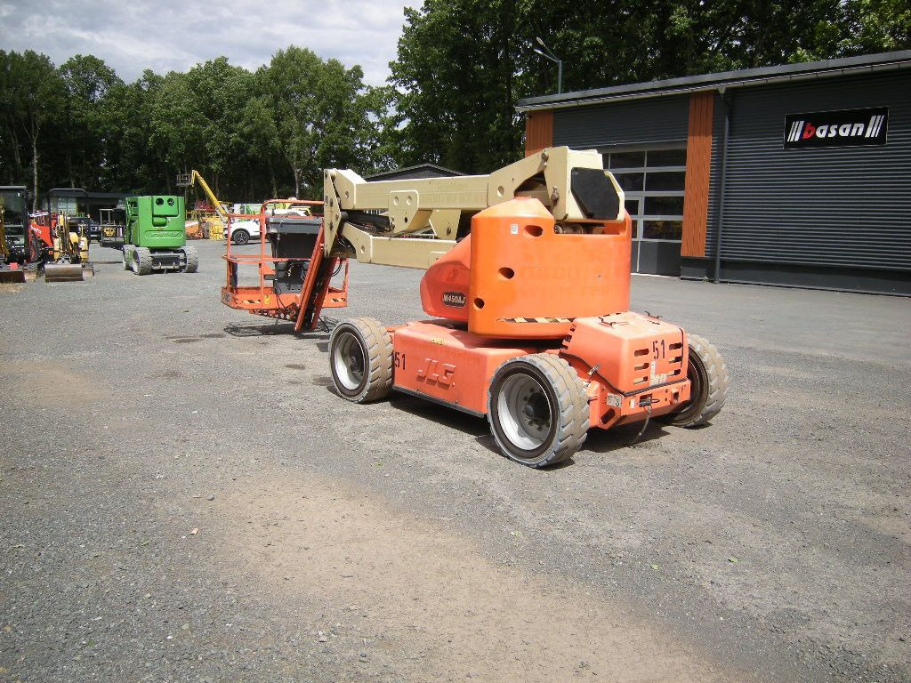 Veoautolt tõusev platvorm JLG M450 AJ Gelenkteleskoparbeitsbühne 16 m: pilt 28 Veoautolt tõusev platvorm JLG M450 AJ Gelenkteleskoparbeitsbühne 16 m: pilt 28