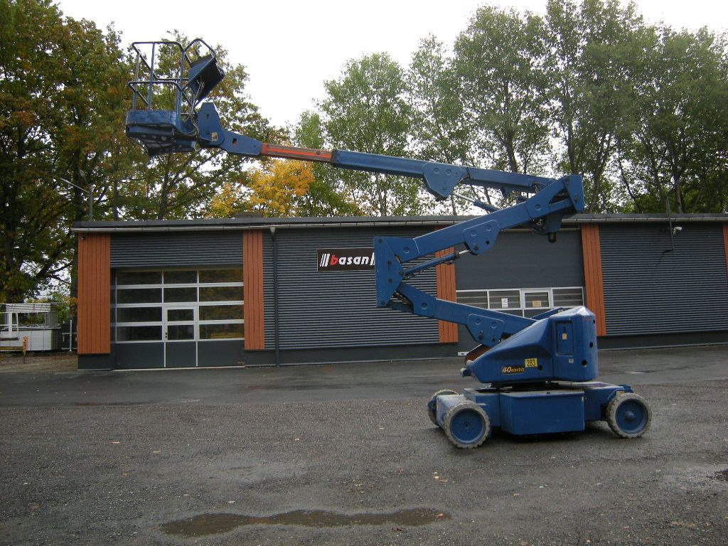 JLG N40E Gelenkteleskoparbeitsbühne 14 m - Veoautolt tõusev platvorm: pilt 1 JLG N40E Gelenkteleskoparbeitsbühne 14 m - Veoautolt tõusev platvorm: pilt 1