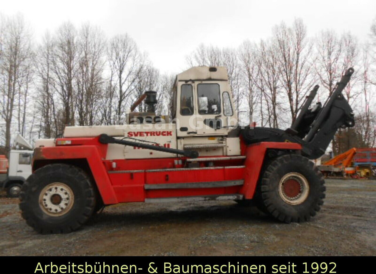 Rundholzstapler/Logstacker Svetruck TMF 15/11-54 Rundholzstapler/Logstacker Svetruck TMF 15/11-54 - Materjali käitlemise seade: pilt 3 Rundholzstapler/Logstacker Svetruck TMF 15/11-54 Rundholzstapler/Logstacker Svetruck TMF 15/11-54 - Materjali käitlemise seade: pilt 3