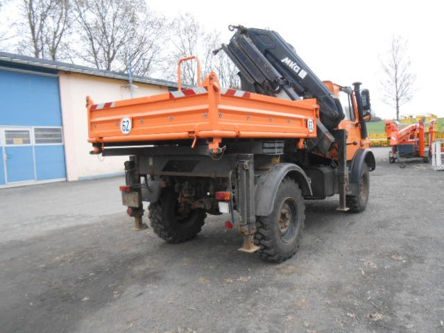 Unimog U1450 427/11 mit Kran - Kallurauto, Kraanaga veoauto: pilt 4 Unimog U1450 427/11 mit Kran - Kallurauto, Kraanaga veoauto: pilt 4