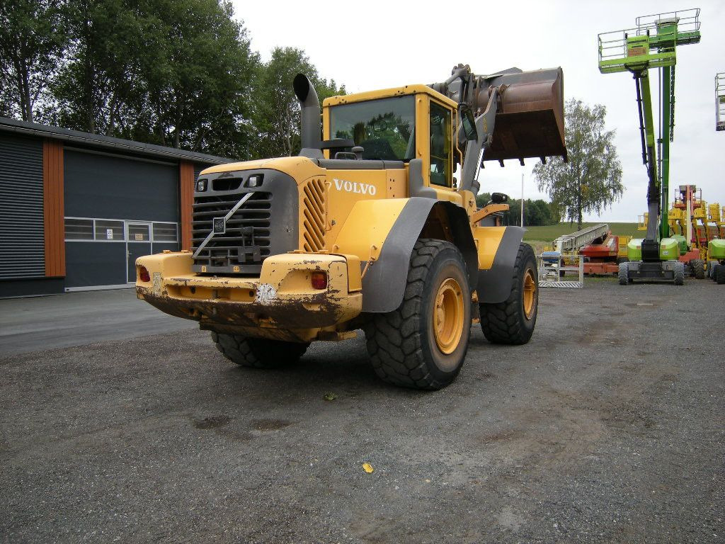 Volvo L 120 E - Rataslaadur: pilt 2 Volvo L 120 E - Rataslaadur: pilt 2