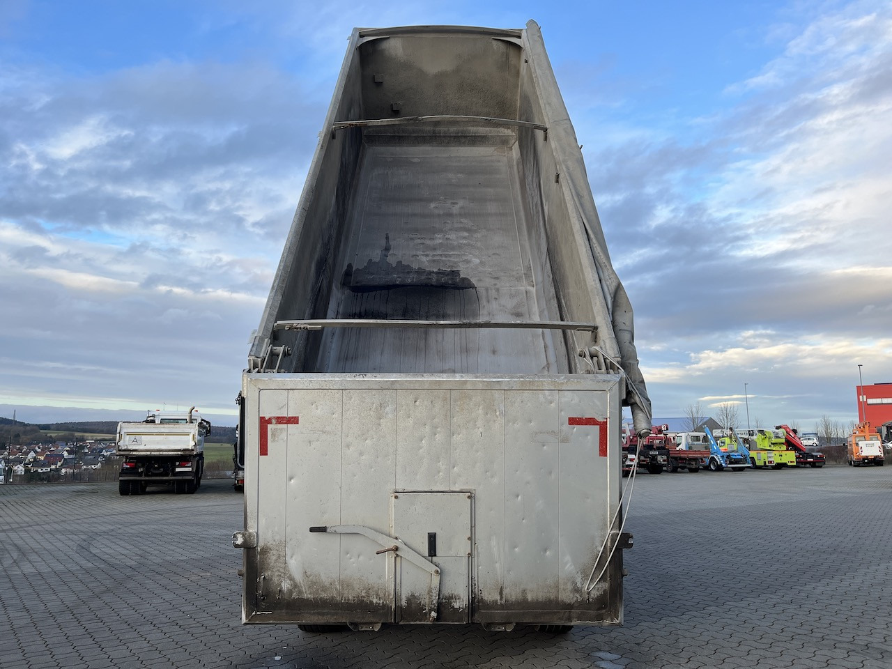 Kempf SKM 35 3 Thermo Mulde - Kallur-poolhaagis: pilt 2 Kempf SKM 35 3 Thermo Mulde - Kallur-poolhaagis: pilt 2