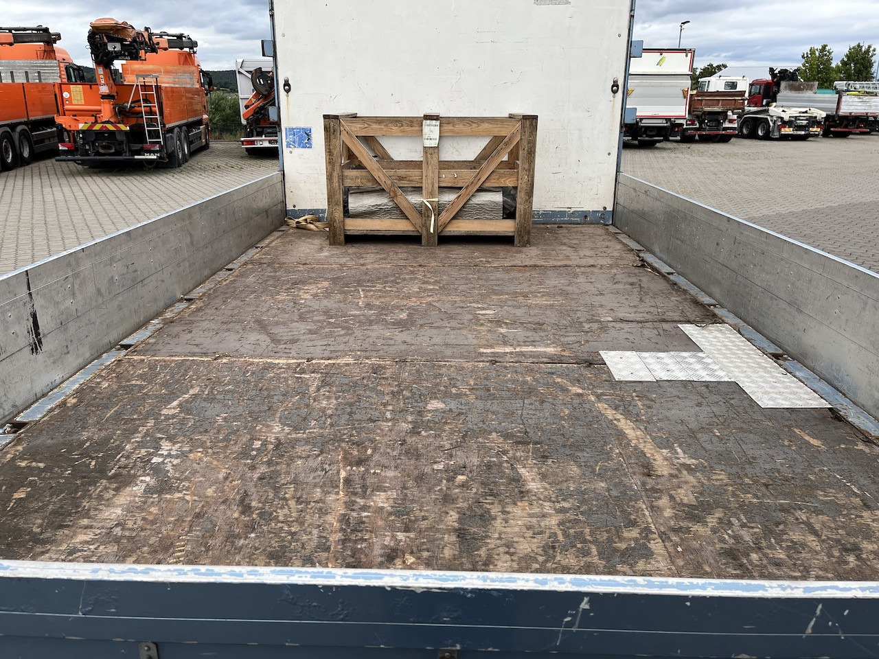 MAN TGL 8.220 4x2 Pritsche AHK - Madelauto: pilt 4 MAN TGL 8.220 4x2 Pritsche AHK - Madelauto: pilt 4