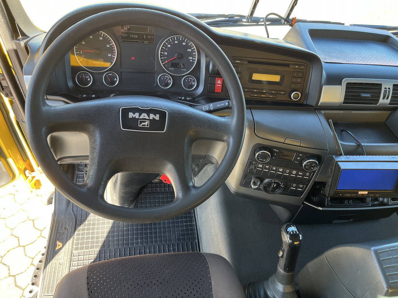 MAN TGS 28.480 6x4 Dreiseitenkipper Allrad Liftachse - Kallurauto: pilt 5 MAN TGS 28.480 6x4 Dreiseitenkipper Allrad Liftachse - Kallurauto: pilt 5