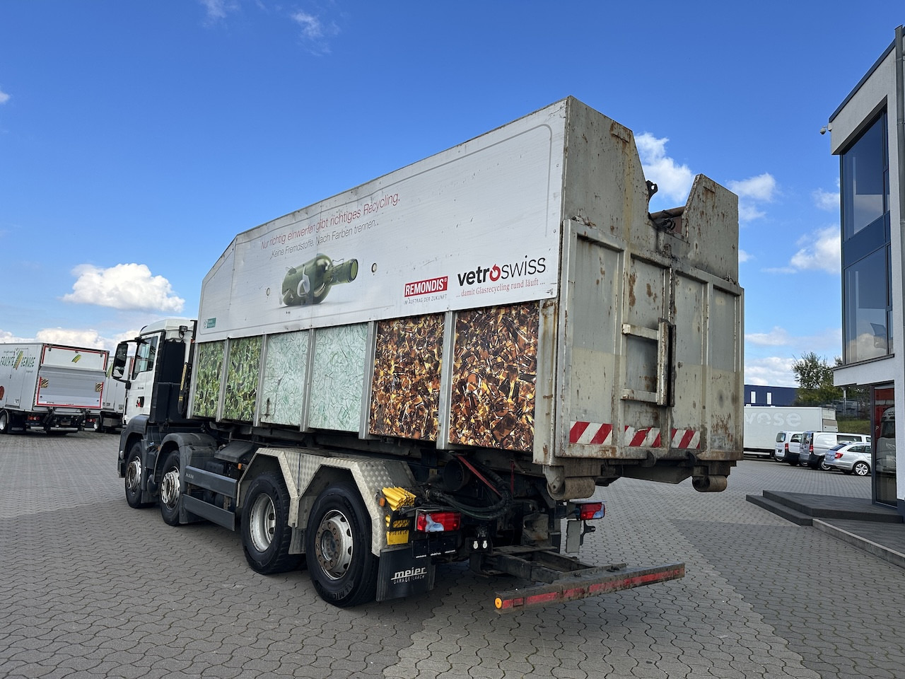 MAN TGS 35.400 8x2 Intarder PK 16502 Glasmulde - Konkstõstukiga veoauto, Kraanaga veoauto: pilt 4 MAN TGS 35.400 8x2 Intarder PK 16502 Glasmulde - Konkstõstukiga veoauto, Kraanaga veoauto: pilt 4
