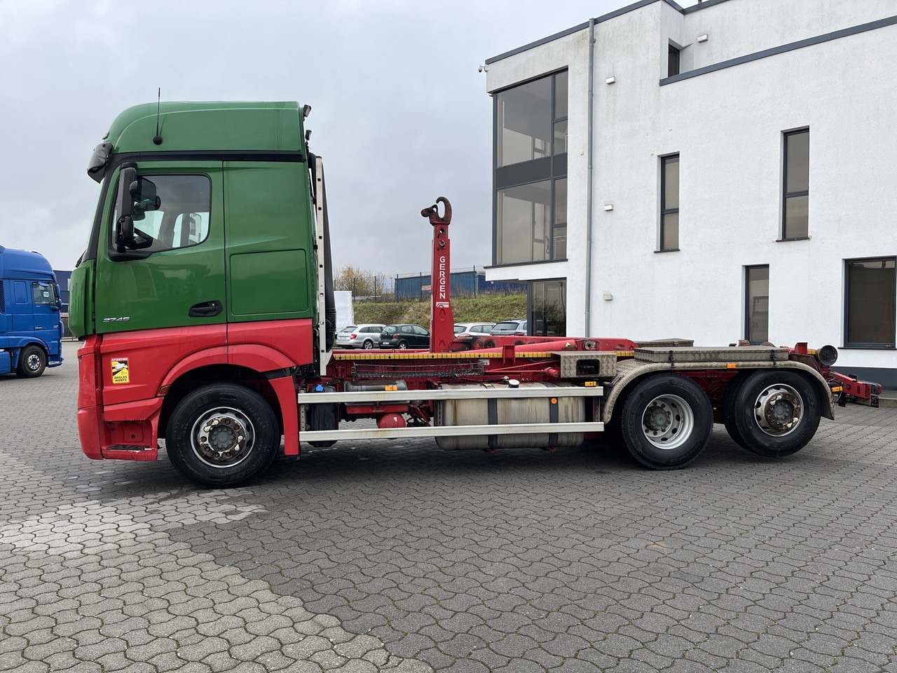Mercedes-Benz Actros 2745 6x2 Gergen 21 70 Abrollkipper - Konkstõstukiga veoauto: pilt 5 Mercedes-Benz Actros 2745 6x2 Gergen 21 70 Abrollkipper - Konkstõstukiga veoauto: pilt 5