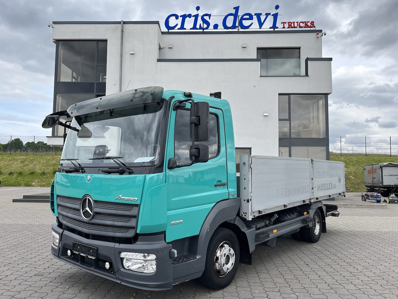 Mercedes-Benz Atego 823 4x2 AHK Hebezug Seilzug Brennholz - Madelauto: pilt 1 Mercedes-Benz Atego 823 4x2 AHK Hebezug Seilzug Brennholz - Madelauto: pilt 1