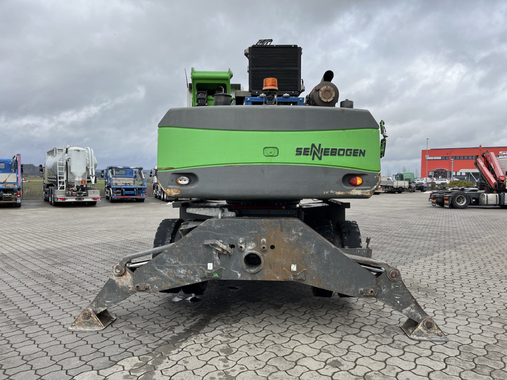 Sennebogen 818 Umschlagbagger Greifer - Ratastel ekskavaator: pilt 5 Sennebogen 818 Umschlagbagger Greifer - Ratastel ekskavaator: pilt 5
