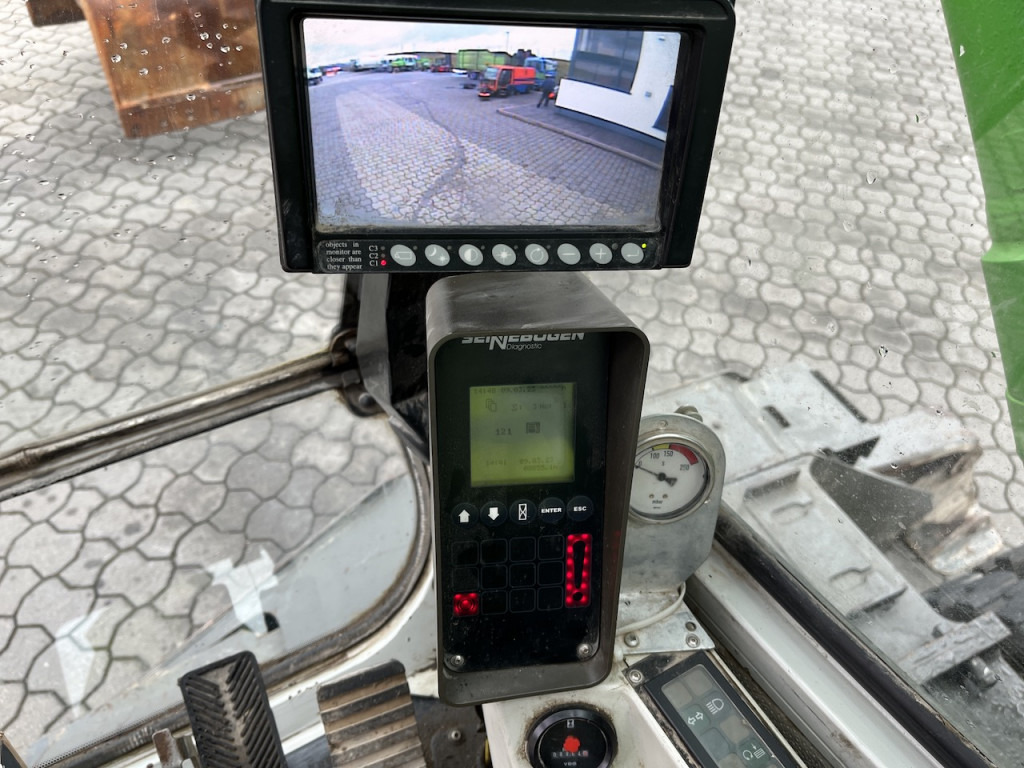 Sennebogen 818 Umschlagbagger Greifer - Ratastel ekskavaator: pilt 2 Sennebogen 818 Umschlagbagger Greifer - Ratastel ekskavaator: pilt 2
