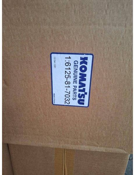 Komatsu 6125-81-7032 - Mootor - Ehitusmasinad: pilt 3 Komatsu 6125-81-7032 - Mootor - Ehitusmasinad: pilt 3