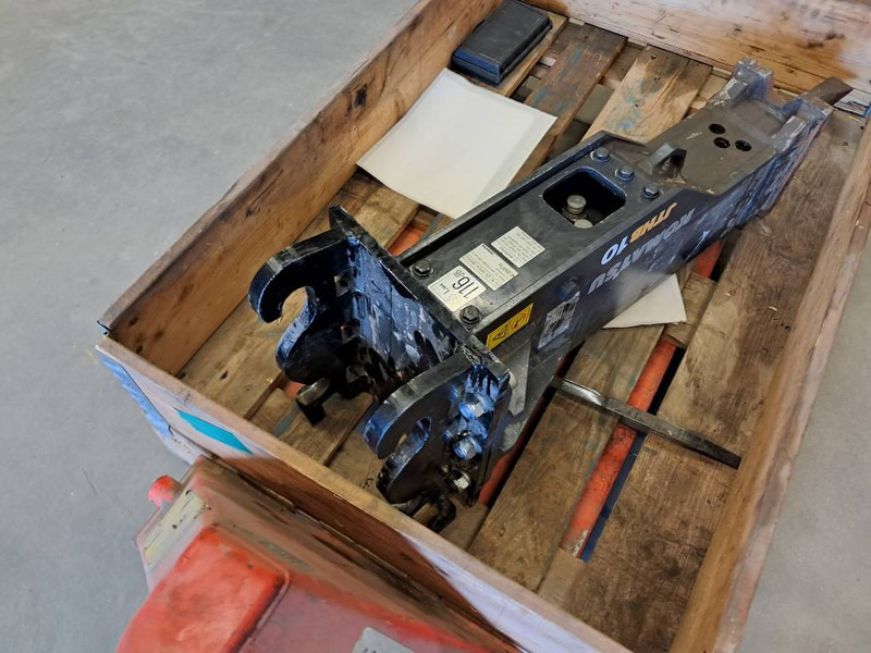 Komatsu JTHB10-3 - Hüdrauliline haamer - Ehitusmasinad: pilt 3 Komatsu JTHB10-3 - Hüdrauliline haamer - Ehitusmasinad: pilt 3