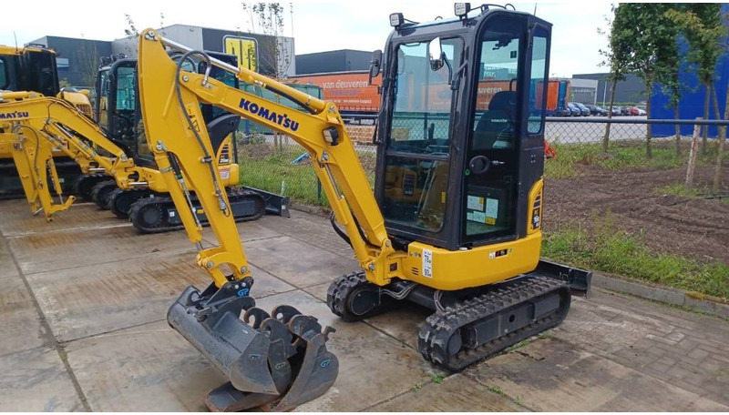 Komatsu PC16R-3HS - Miniekskavaator: pilt 1 Komatsu PC16R-3HS - Miniekskavaator: pilt 1