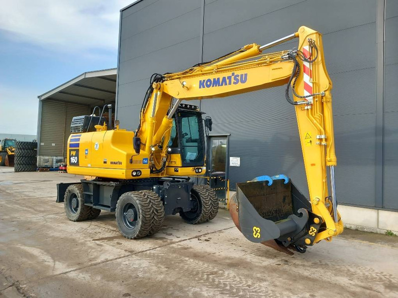 Komatsu PW160-11E0 - Ratastel ekskavaator: pilt 1 Komatsu PW160-11E0 - Ratastel ekskavaator: pilt 1
