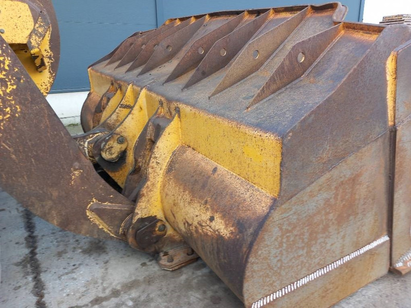 Komatsu WA500-7 - Rataslaadur: pilt 5 Komatsu WA500-7 - Rataslaadur: pilt 5