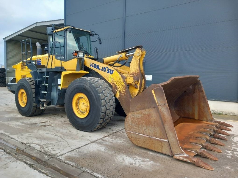 Komatsu WA500-7 - Rataslaadur: pilt 1 Komatsu WA500-7 - Rataslaadur: pilt 1