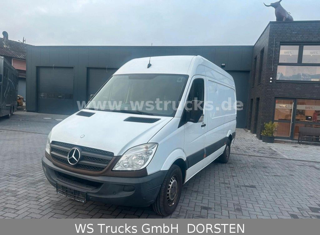 Mercedes-Benz Sprinter II Kasten 216 CDI Hoch/Lang - Auto: pilt 2 Mercedes-Benz Sprinter II Kasten 216 CDI Hoch/Lang - Auto: pilt 2