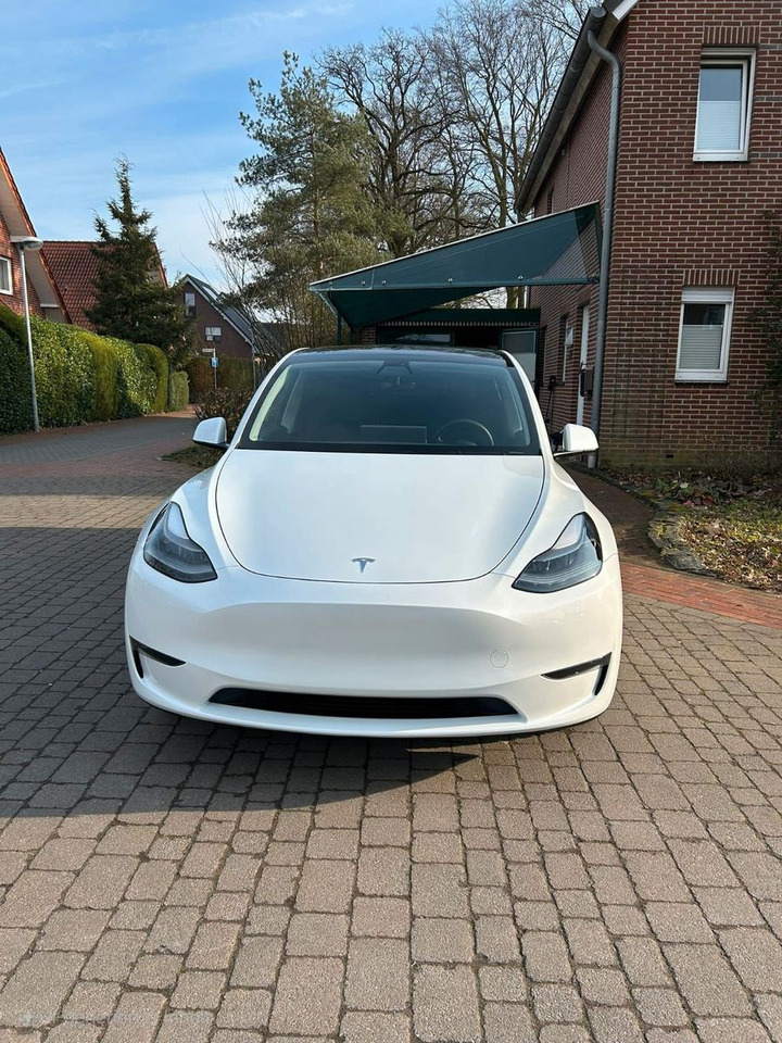 Tesla Model Y Hinterradantrieb RWD - Sedaan: pilt 2 Tesla Model Y Hinterradantrieb RWD - Sedaan: pilt 2