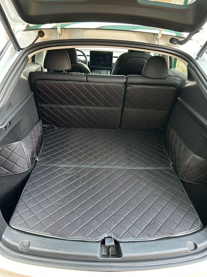 Sedaan Tesla Model Y Hinterradantrieb RWD: pilt 40