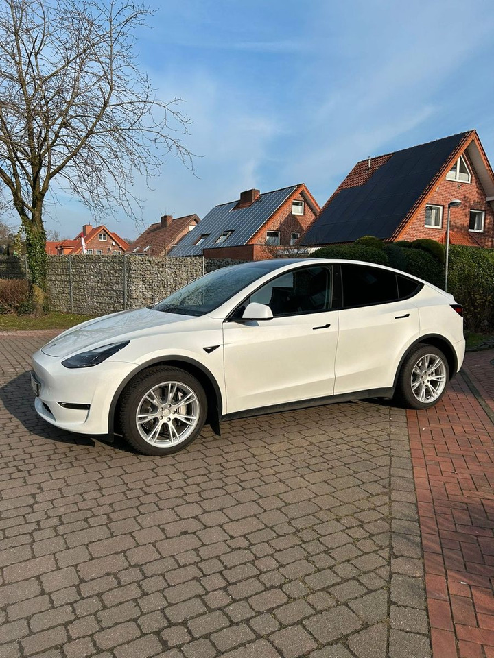 Sedaan Tesla Model Y Hinterradantrieb RWD: pilt 15