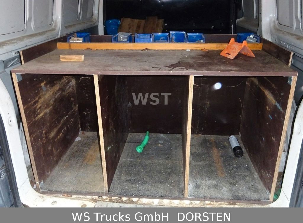 Volkswagen T5 Transporter Kasten-Kombi Kasten - Auto: pilt 3 Volkswagen T5 Transporter Kasten-Kombi Kasten - Auto: pilt 3