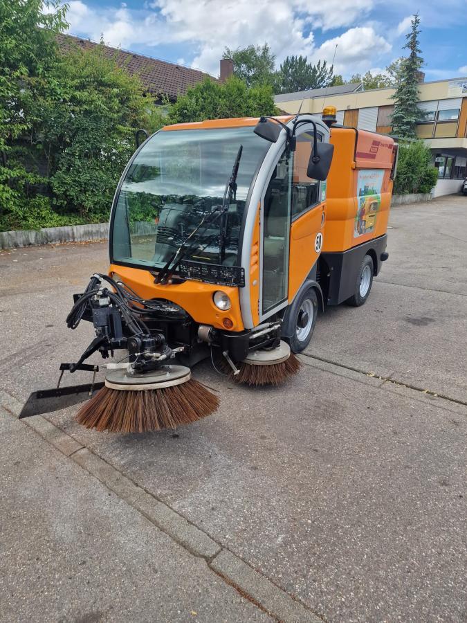 BUCHER-GUYER Kehrmaschine EG 4.500 kg Diesel Topzustand - Tööstuslik kuivpühkimismasin: pilt 4 BUCHER-GUYER Kehrmaschine EG 4.500 kg Diesel Topzustand - Tööstuslik kuivpühkimismasin: pilt 4