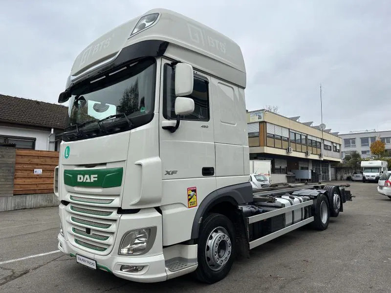 DAF XF 106 450 SSC 6X2*4 Stück ! *Jumbo*E6D*Multi*VANTEC - Konteinerveduk/ Tõstukiga veoauto: pilt 1 DAF XF 106 450 SSC 6X2*4 Stück ! *Jumbo*E6D*Multi*VANTEC - Konteinerveduk/ Tõstukiga veoauto: pilt 1