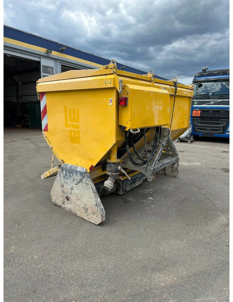 Diversen Streumaster SW3 FC Kalkstreuer 3 m³ - Pinnasetasandaja: pilt 5 Diversen Streumaster SW3 FC Kalkstreuer 3 m³ - Pinnasetasandaja: pilt 5