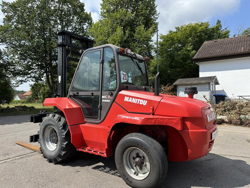 Manitou MC 50 Turbo 5 to Geländestapler Seitenschieb Kabine - Kahveltõstuk: pilt 3 Manitou MC 50 Turbo 5 to Geländestapler Seitenschieb Kabine - Kahveltõstuk: pilt 3