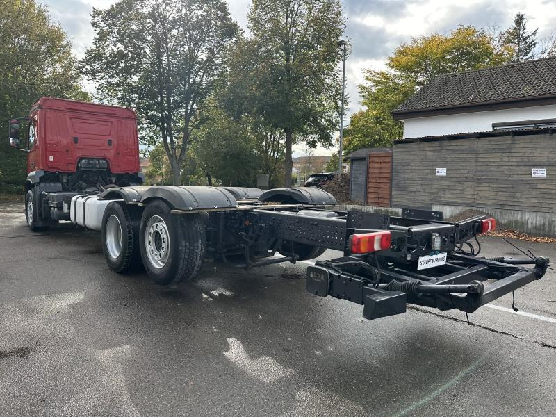 Mercedes-Benz 2532 LL 6x2 LANGES Fahrgestell Intarder Lenkachse - Kabiinišassiiga veoauto: pilt 3 Mercedes-Benz 2532 LL 6x2 LANGES Fahrgestell Intarder Lenkachse - Kabiinišassiiga veoauto: pilt 3