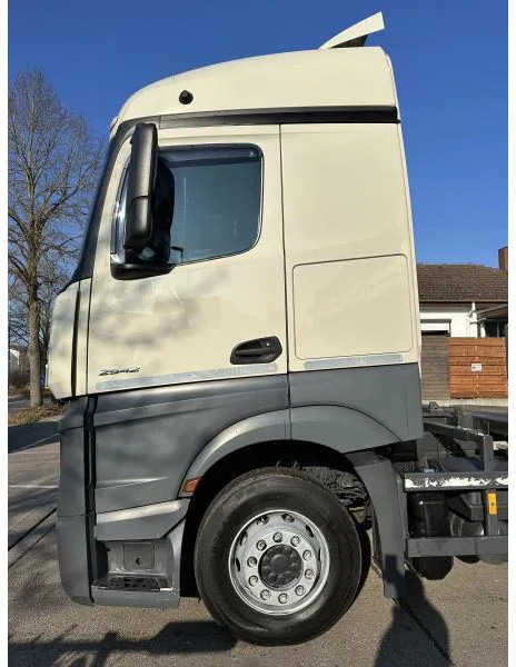Mercedes-Benz Actros 2542 LL BDF Standard 6x2 LBW - Konteinerveduk/ Tõstukiga veoauto: pilt 3 Mercedes-Benz Actros 2542 LL BDF Standard 6x2 LBW - Konteinerveduk/ Tõstukiga veoauto: pilt 3