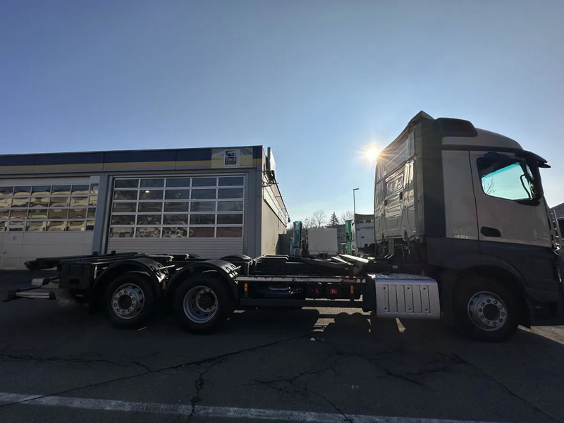 Uus Konteinerveduk/ Tõstukiga veoauto Mercedes-Benz Actros 2542 LL BDF Standard 6x2 LBW: pilt 9