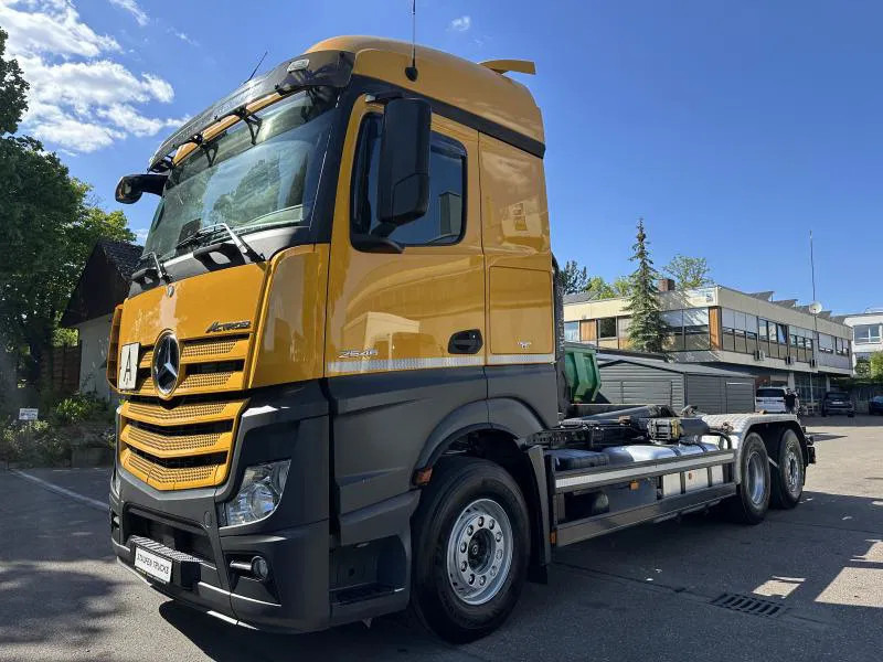 Mercedes-Benz Actros 2645 6x2 ABROLLER Lenk/Lift MEILLER 2170 Intarder - Konkstõstukiga veoauto: pilt 2 Mercedes-Benz Actros 2645 6x2 ABROLLER Lenk/Lift MEILLER 2170 Intarder - Konkstõstukiga veoauto: pilt 2