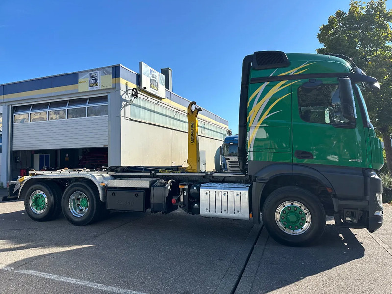 Mercedes-Benz Arocs 2551 6X4*HAD*Abroller *Palfinger*Euro6D*Intarder - Konkstõstukiga veoauto: pilt 5 Mercedes-Benz Arocs 2551 6X4*HAD*Abroller *Palfinger*Euro6D*Intarder - Konkstõstukiga veoauto: pilt 5